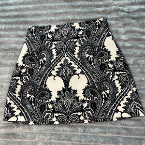 Zara Cream & Black Baroque Print Skater Mini Skirt - Size Medium